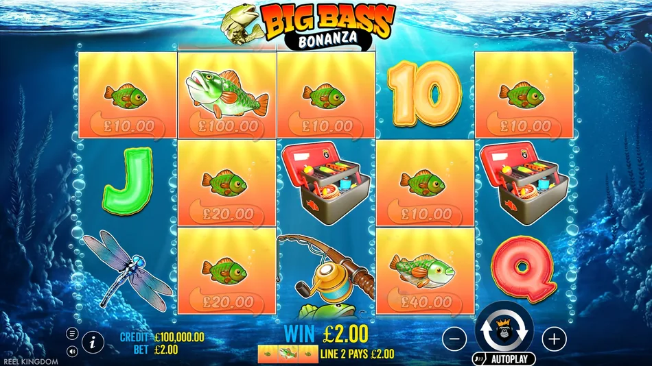 Fish money symbols with printed values on the underwater reels